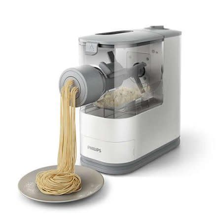 7) Compact Pasta Maker