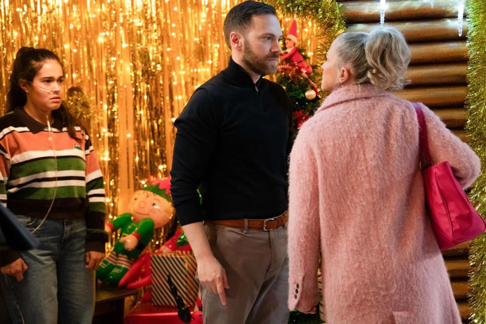 jade, Linda Carter, Dean Wicks, Eastenders