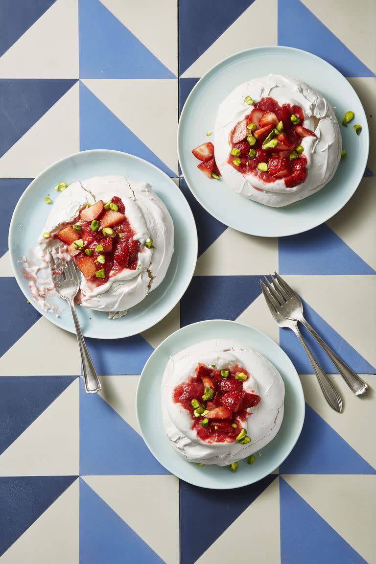 Meringues with Strawberry-Rhubarb Compote