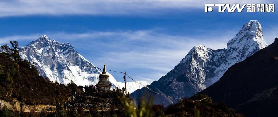 世界最高峰珠穆朗瑪峰（Mount Everest，又稱聖母峰）位於中國、尼泊爾邊境，是許多登山客夢想征服的山峰。（示意圖／Pexels）