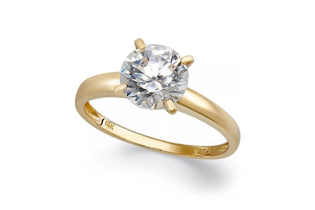 Replica Engagement Rings - 'Fake' Travel Engagement Rings