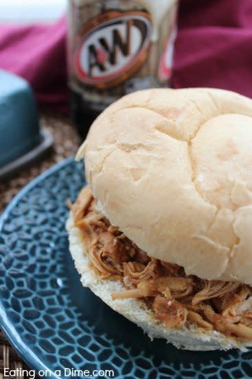 <strong>Get the <a href="http://www.eatingonadime.com/crockpot-root-beer-chicken-sandwich/">Crock-Pot Root Beer Chicken recipe</a>&nbsp;from Eating on a Dime</strong>