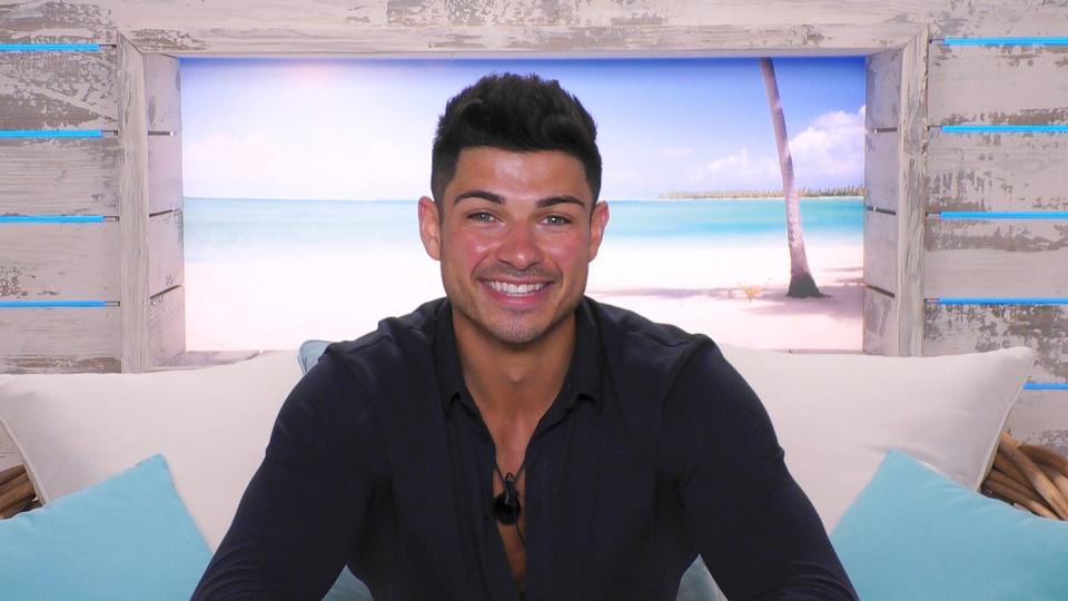 Love Island 2019, Day 1, Anton Danyluk