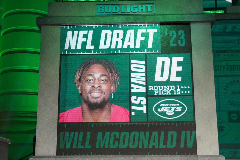 Apr 27, 2023; Kansas City, MO, USA; Iowa State defensive end Will McDonald IV is selected by the New York Jets fifteenth overall in the first round of the 2023 NFL Draft at Union Station. Mandatory Credit: Kirby Lee-USA TODAY Sports