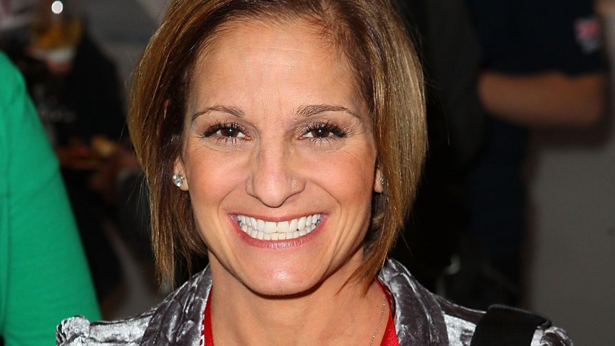 us olympic athlete medalist mary lou retton visit usa house