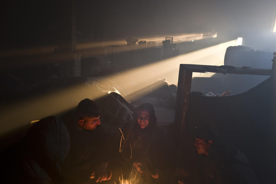 Migrants enduring freezing conditions in Serbia