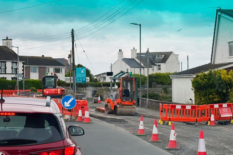 A section of the new multi-user path being installed at the junction of the B4545 and Lon Isallt, Trearddur Bay