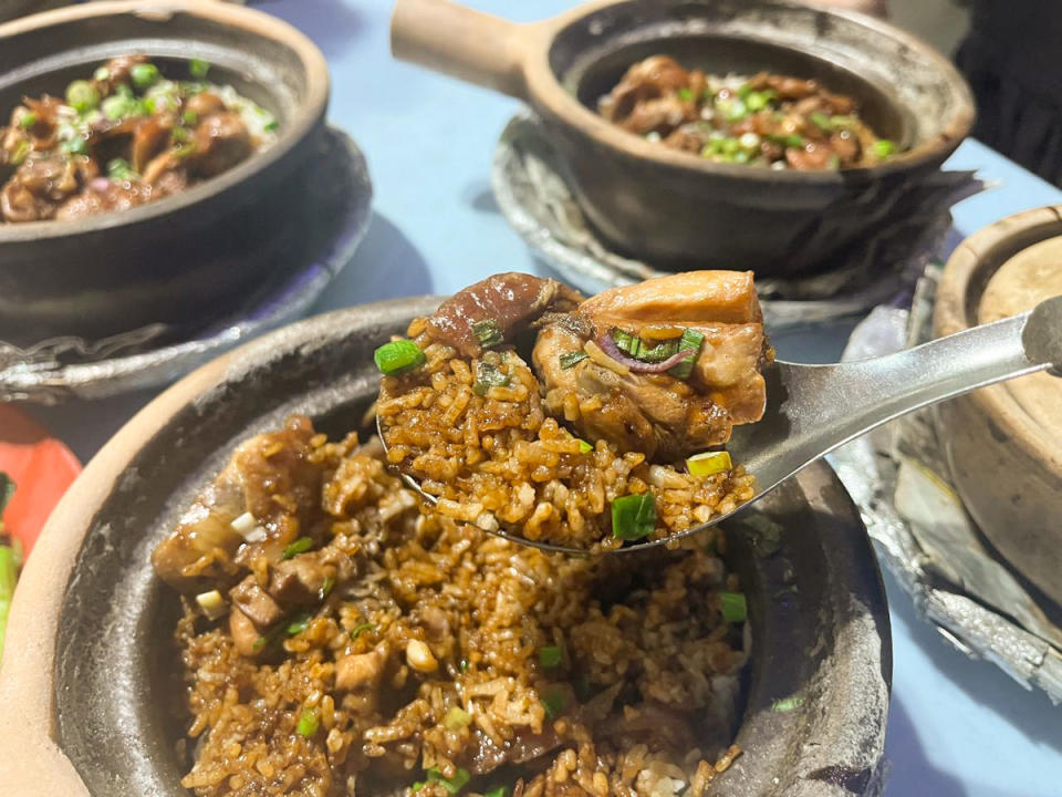 claypot chicken rice- closeup 