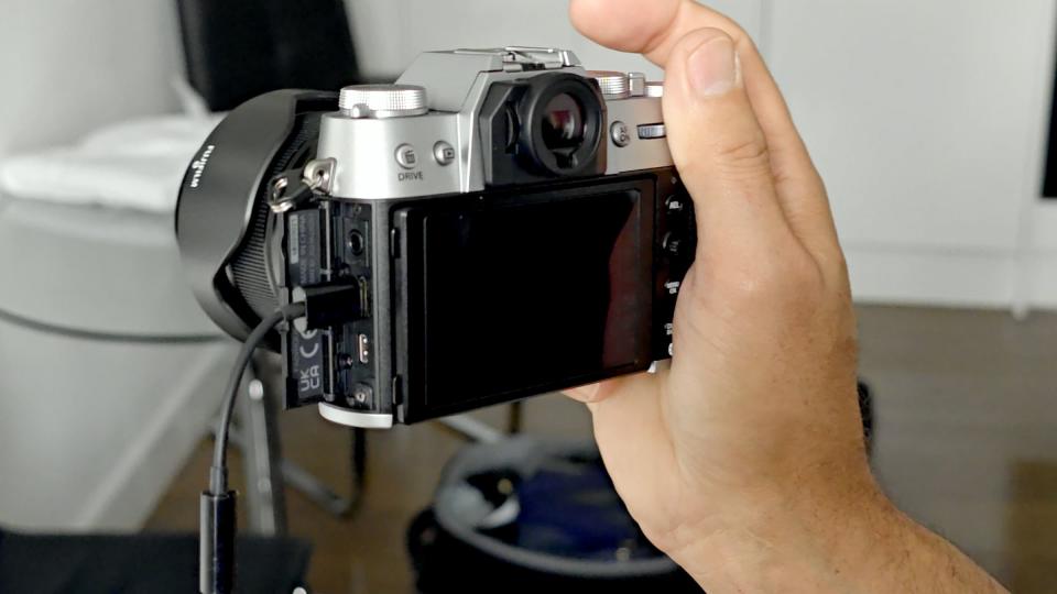 <p>Fujifilm X-T30 camera review</p>
