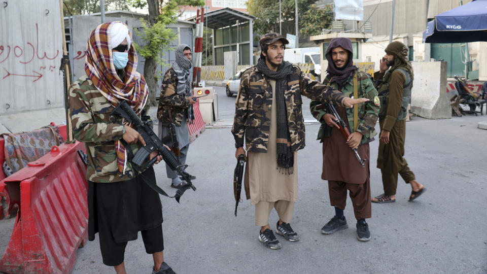 Taliban fighters 