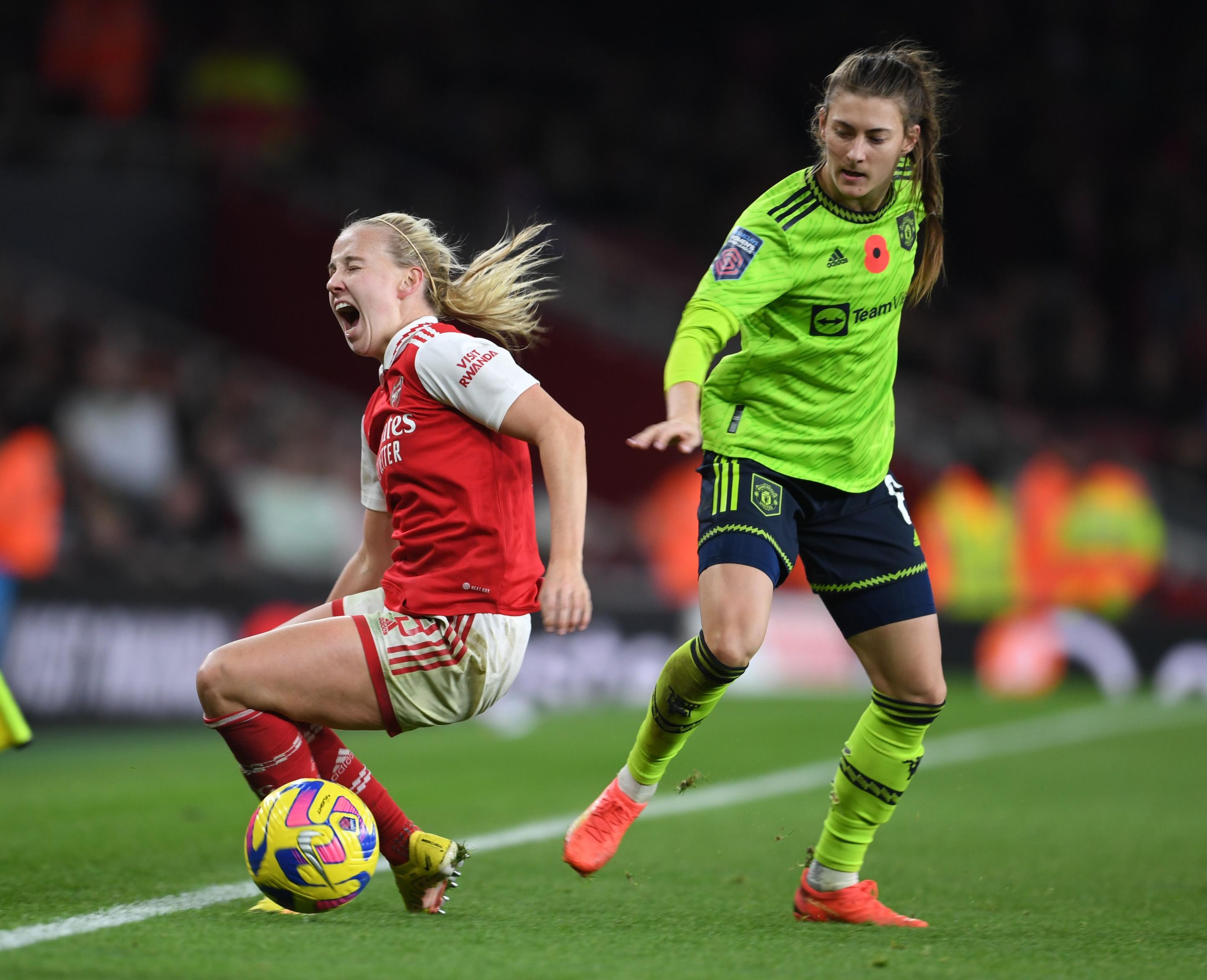 LONDON, ENGLAND - NOVEMBER 19: Arsenal's Beth Mead injured after a challenge by Man United's Hannah Blundell during the FA Women's Super League match between Arsenal and Manchester United at Emirates Stadium on November 19, 2022 in London, England. (Photo by Stuart MacFarlane/Arsenal FC via Getty Images)