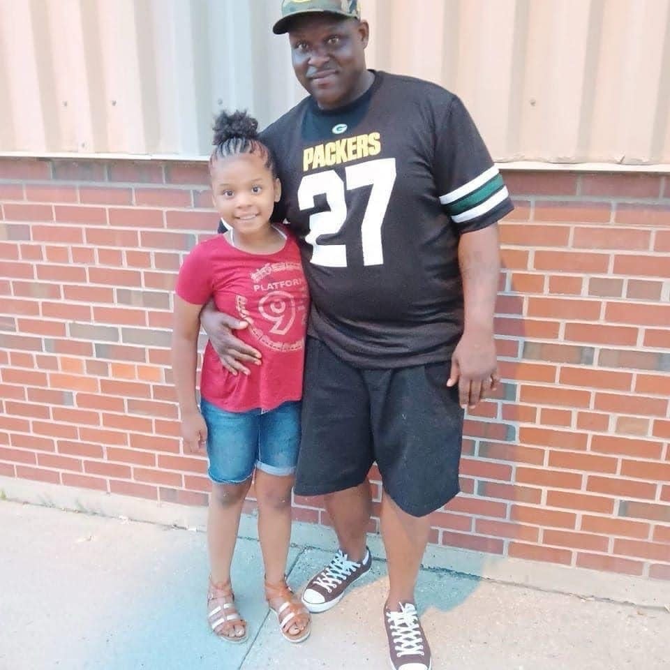 Dvontaye Mitchell and his 8-year-old daughter Morgan.