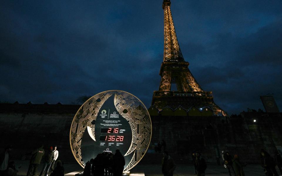 The Paris 2024 Olympic Games countdown clock