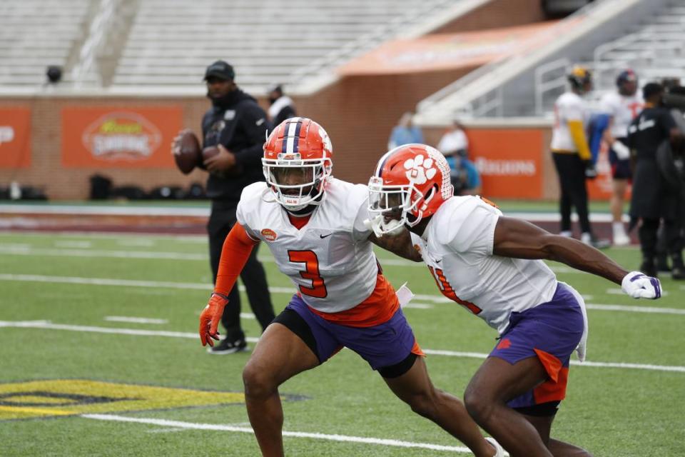 Clemson wide receivers Amari Rodgers and Cornell Powell at the Senior Bowl.