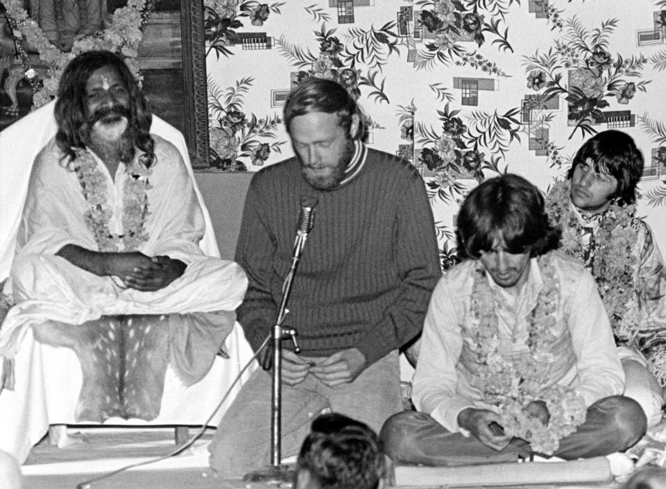 Maharishi Mahesh Yogi, Mike Love, George Harrison, and Ringo Starr