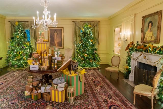 Jill Biden Unveils White House Holiday Decorations, Complete with Life-Sized Replicas of Commander and Willow