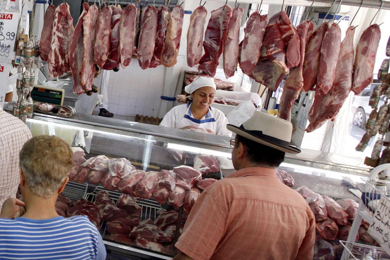 El valor de la carne en Alemania y China al consumidor es 2,5 veces más cara, en Australia y Nueva Zelanda 2,8 veces más, mientras que en Francia se cuadriplica 