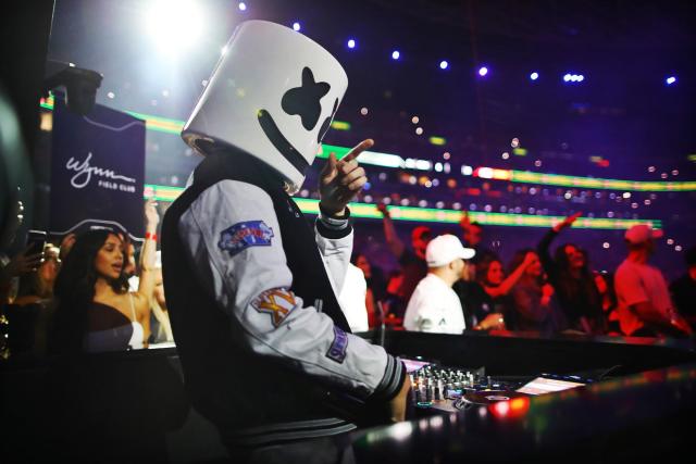 Las Vegas Raiders to launch end zone nightclub at Allegiant Stadium 