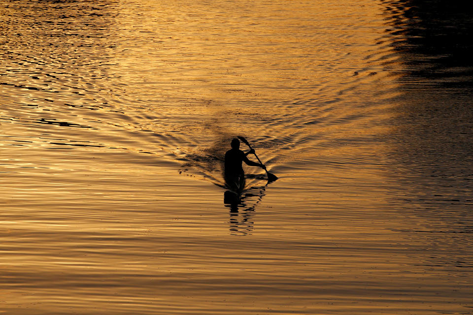 Paddling in Tel Aviv