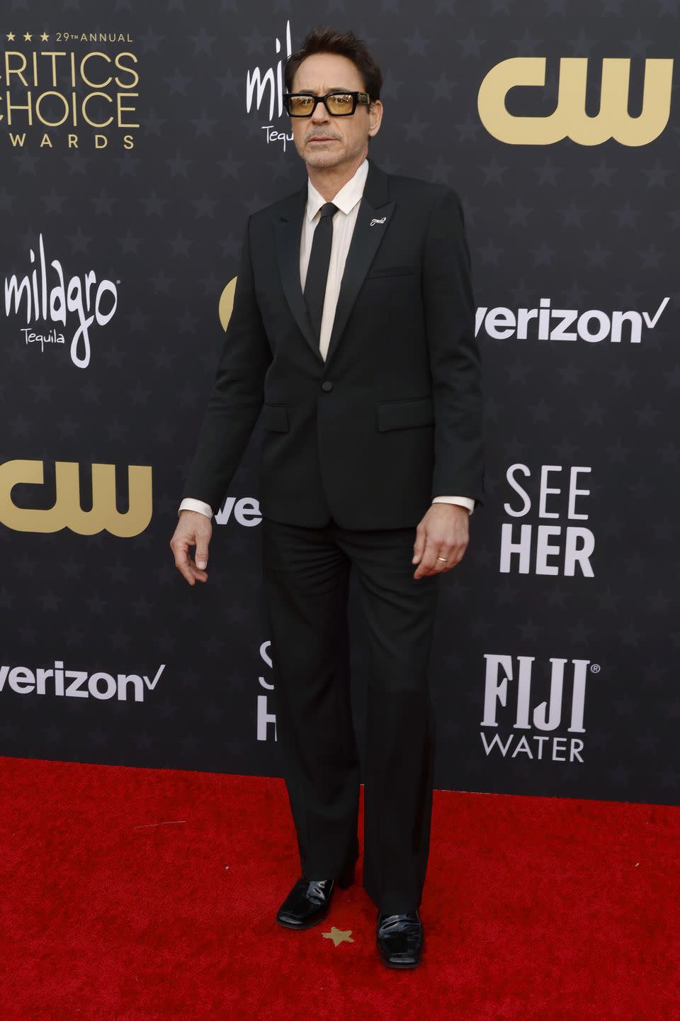 santa monica, california january 14 robert downey jr attends the 29th annual critics choice awards at barker hangar on january 14, 2024 in santa monica, california photo by frazer harrisongetty images