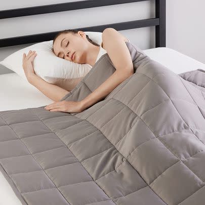 On the search for a weighted blanket? Look no further with 39% off this queen size option