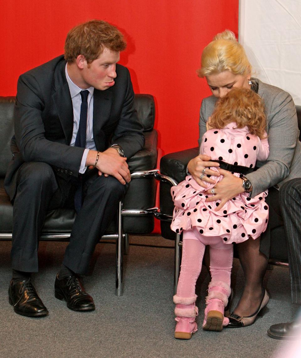 <p>Sometimes, the prospect of chatting with Prince Harry is just too much for a young ginger like 3-year-old Ziosia Novak, who met the red-headed royal in Berlin back in 2010.</p>