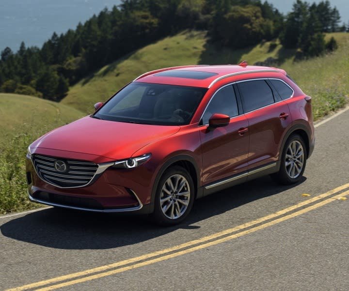 2016 Mazda CX-9 front quarter left photo