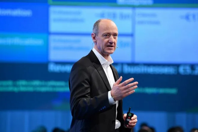 Roland Busch, CEO de Siemens