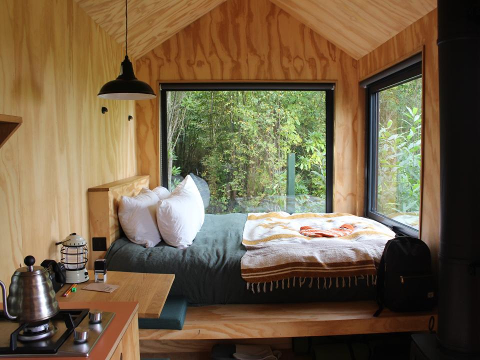 Noyen's off-grid cabin.