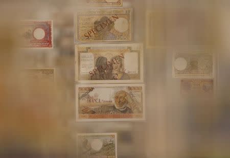 Samples of foreign banknotes are displayed at the currency museum of Lebanon's Central Bank in Beirut November 6, 2014. REUTERS/Jamal Saidi