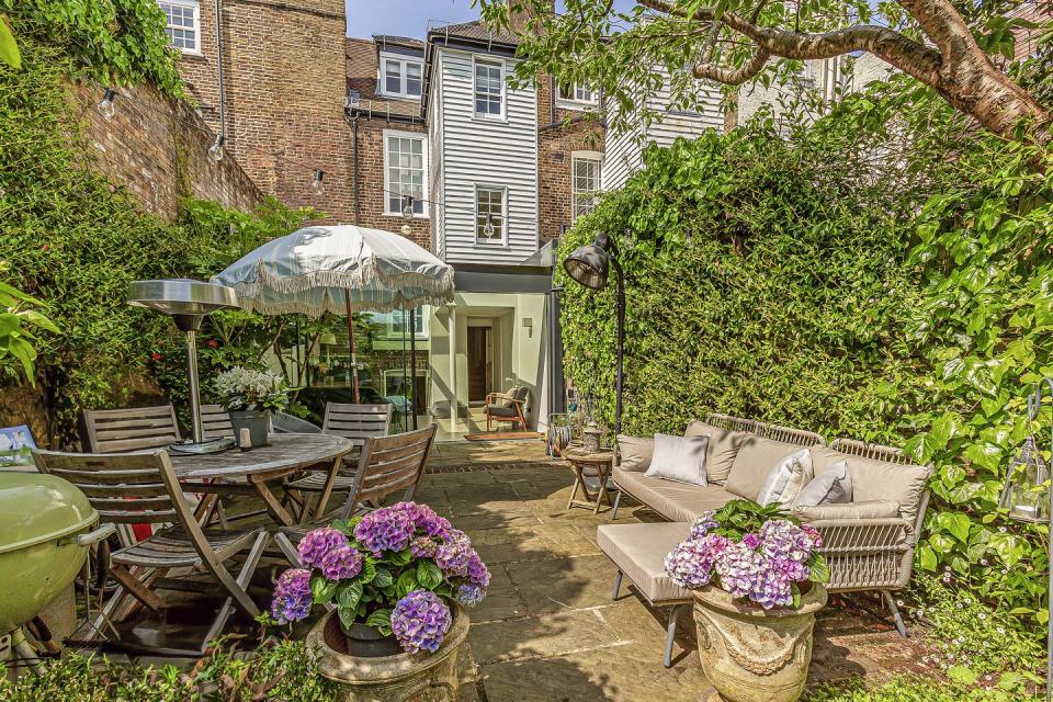 grade ii listed townhouse for sale in richmond