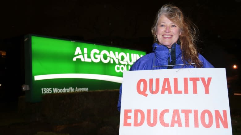 Algonquin College tells students to prepare for classes on Tuesday