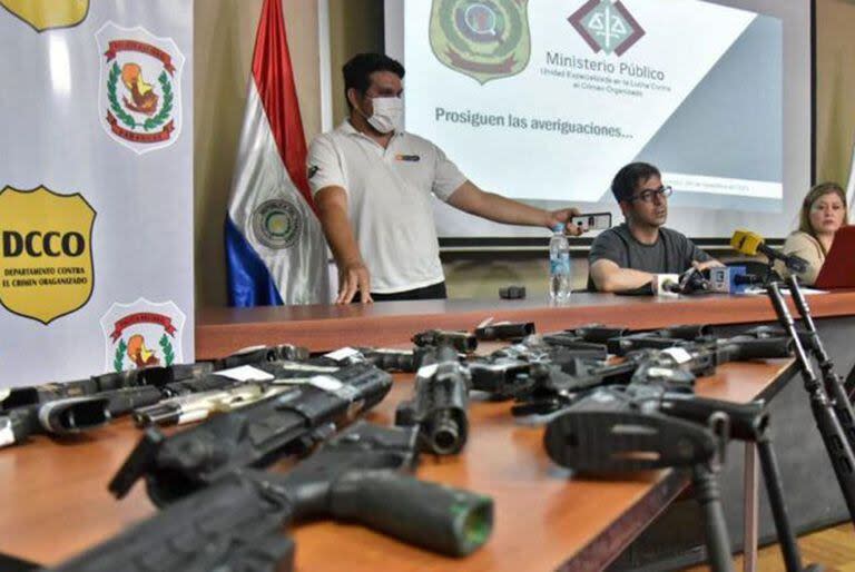 El fiscal antidrogas paraguayo Marcelo Pecci fue asesinado a tiros el 10 de mayo de 2022 en Colombia.