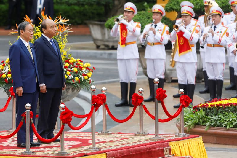 Japanese Prime Minister Yoshihide Suga visits Vietnam