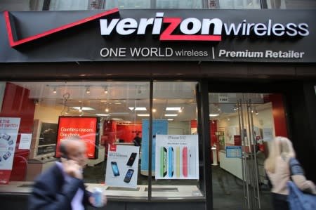 Verizon Matches Profit Expectations but Beats on Revenue
