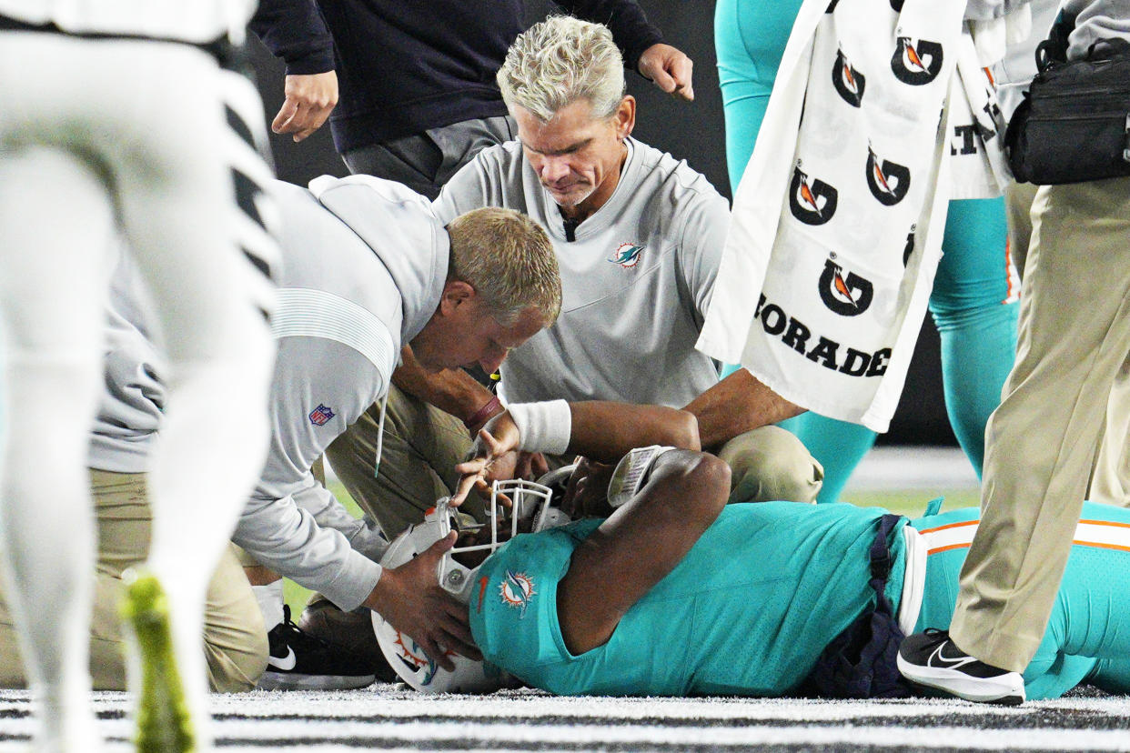 Miami Dolphins quarterback Tua Tagovailoa (Jeff Dean / AP)