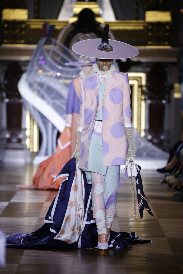 Louis Vuitton Unveil New Footwear Silhouette at Paris Fashion Week – PAUSE  Online