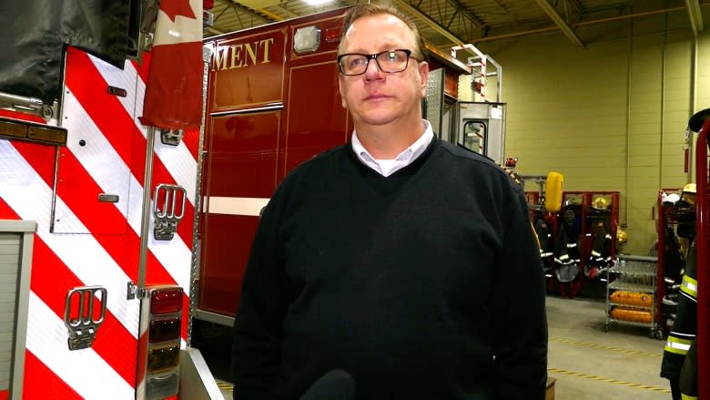 Manitoba communities struggle to find volunteer firefighters