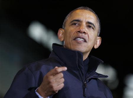 U.S. President Barack Obama speaks after a tour of the U.S. Steel Irvin Plant in West Mifflin, Pennsylvania, January 29, 2014. REUTERS/Larry Downing