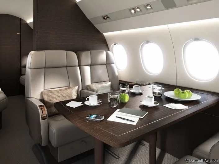 Dining aboard the Dassault Falcon 900.