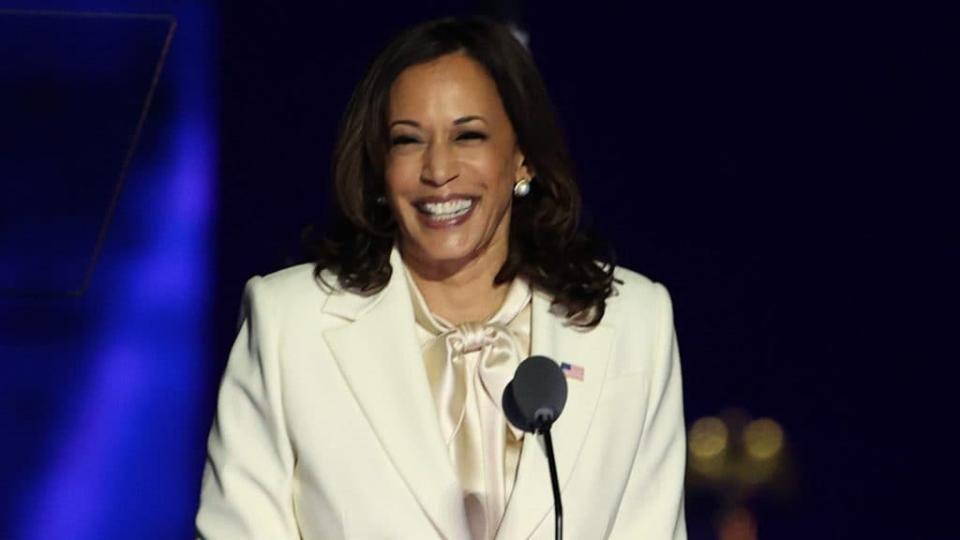 Vice President-elect Kamala Harris takes the stage before President-elect Biden addresses the nation from the Chase Center November 07, 2020 in Wilmington, Delaware. (Photo by Tasos Katopodis/Getty Images)