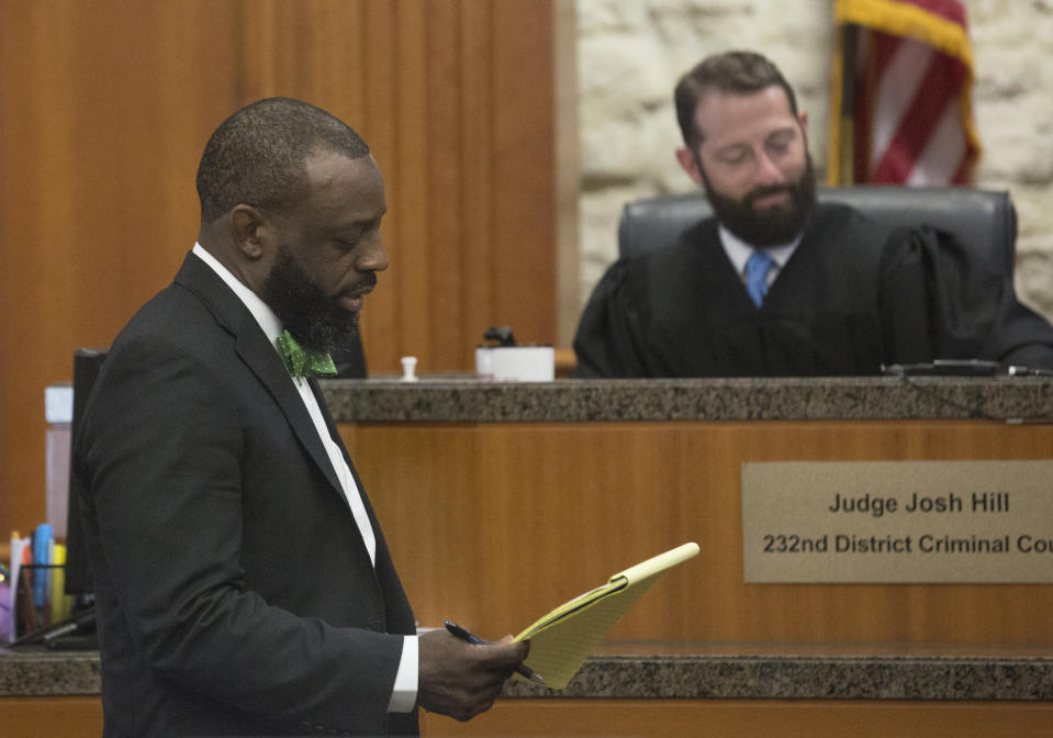 Harris County District Attorney's Office prosecutor Jules Johnson begins the trial for former Harris County Sheriff's Office Deputy Cameron Brewer at Harris County Civil Courthouse on Thursday, Aug. 1, 2019, in Houston. Brewer is charged with aggravated assault by a public servant for the death of Danny Ray Thomas in 2018. (Yi-Chin Lee/Houston Chronicle via AP)