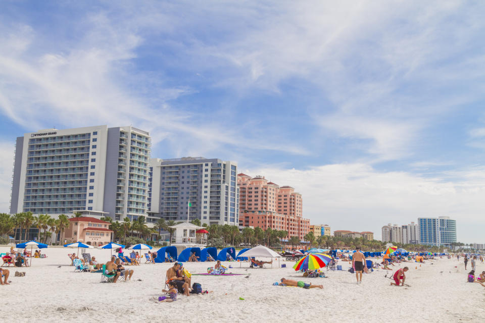 Photo of a bustling beach in St. Petersburg, Florida