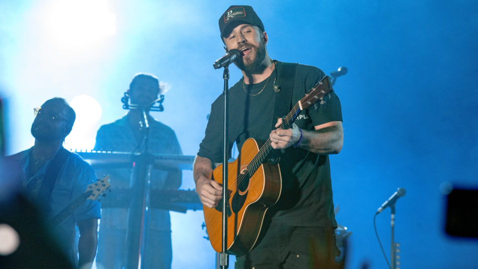 <em>Sam Hunt performs during the 2023 Country Bay Music Festival at the Miami Marine Stadium on November 12, 2023 in Key Biscayne, Florida. (Photo by Ivan Apfel/Getty Images)</em>
