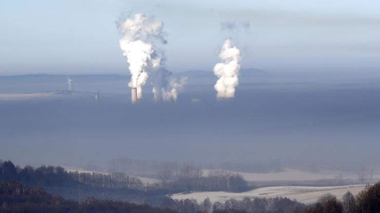 Vor Beginn der Weltklimakonferenz in Bonn zeigt sich: Deutsche Unternehmen und FDP sind gerade nicht immer auf einer Wellenlänge. Gerade die Wirtschaft will Planungssicherheit und sieht den Klimaschutz als Chance.