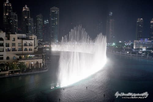 【杜拜】動魄人心，世界最高音樂噴泉．杜拜音樂噴泉水舞