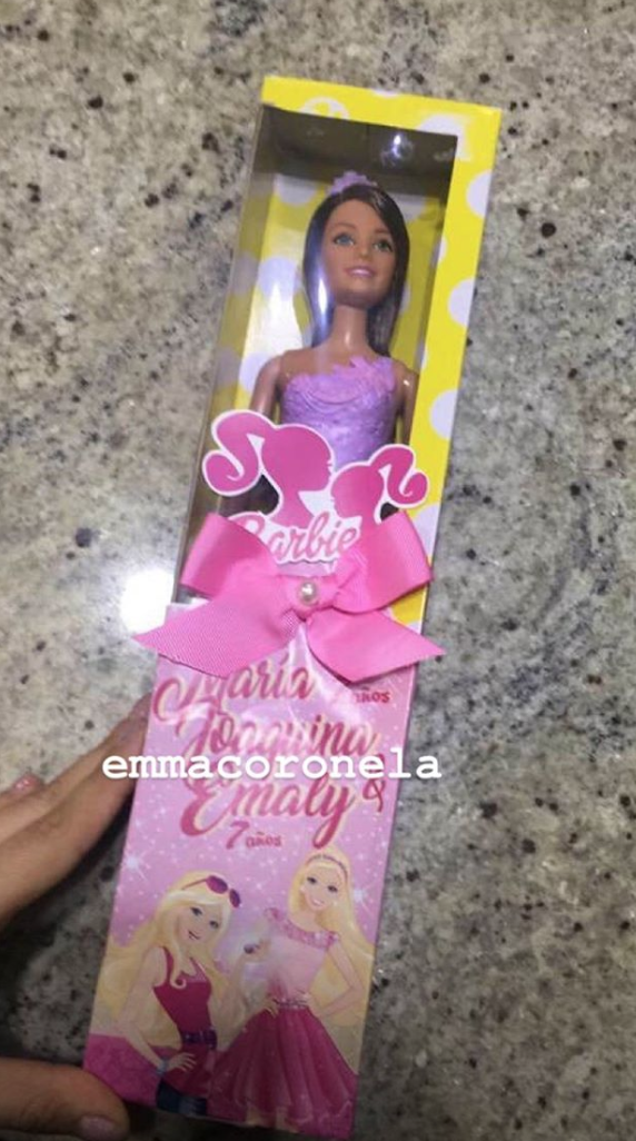 A personalized Barbie for El Chapo’s twin daughters’ birthday. (Instagram: @emmacoronela)