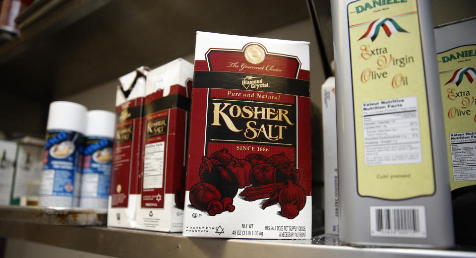 Diamond Crystal kosher salt is often the top picks of chefs, but it's also the most processed type of cooking salt. (Photo: Colin McConnell via Getty Images)