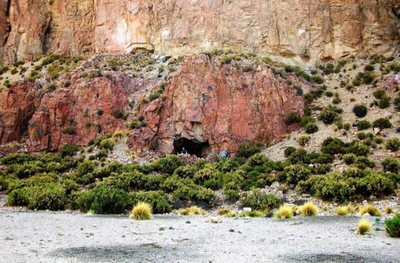 The bundle was found in the Cueva del Chileno rock shelter located in southwestern Bolivia. Source: Jose Capriles/Penn State
