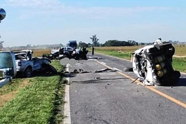 Tres personas murieron en un choque múltiple en Santa Fe en el inicio del fin de semana extra largo por Semana Santa